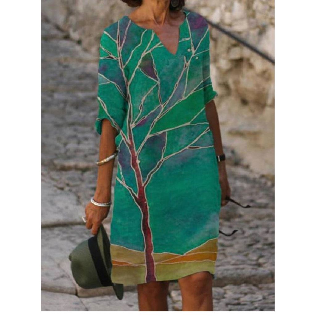 Bezauberndes Kleid mit floralem Design