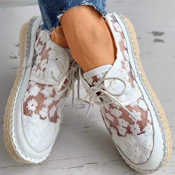 Embroidered Liz Sport Sneakers