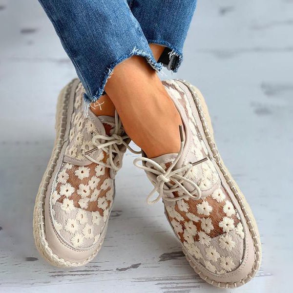 Embroidered Liz Sport Sneakers